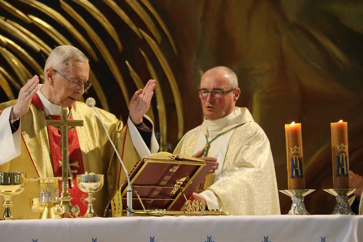 Ciechanów. Ustanowienie sanktuarium św. Jana Pawła II - cz. II