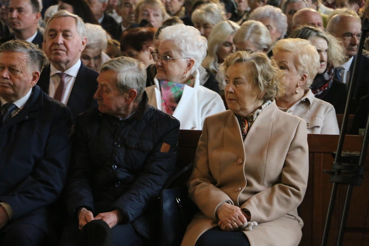 Ciechanów. Ustanowienie sanktuarium św. Jana Pawła II - cz. II