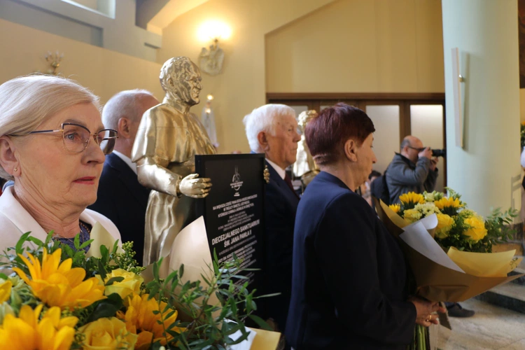 Ciechanów. Ustanowienie sanktuarium św. Jana Pawła II - cz. II