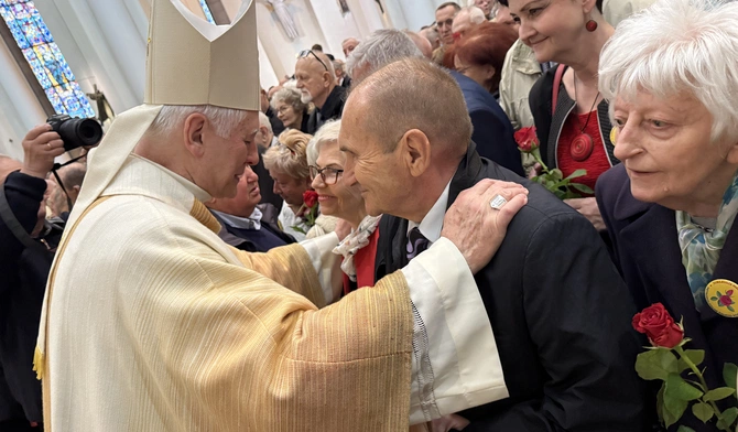 Bp Szkudło do małżonków: Wierność jest aktem odwagi w epoce tymczasowości
