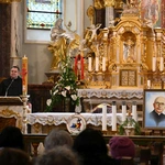 Pielgrzymka modlących się za kapłanów