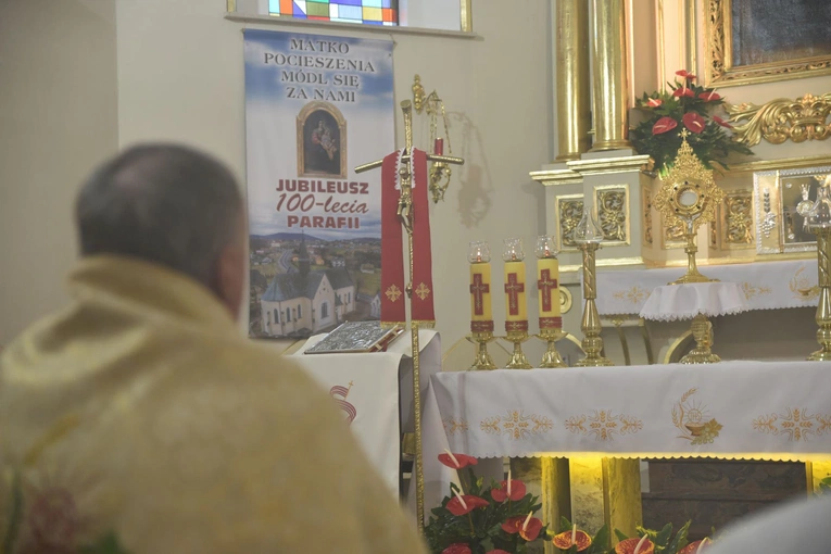 100-lecie parafii w Trzetrzewinie