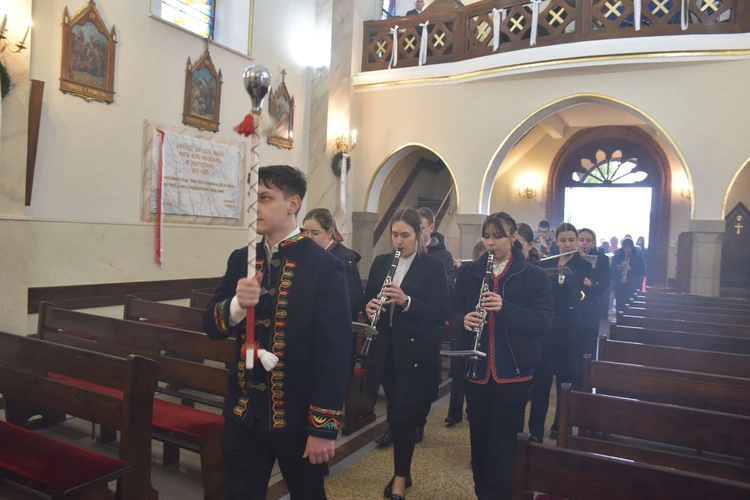 100-lecie parafii w Trzetrzewinie