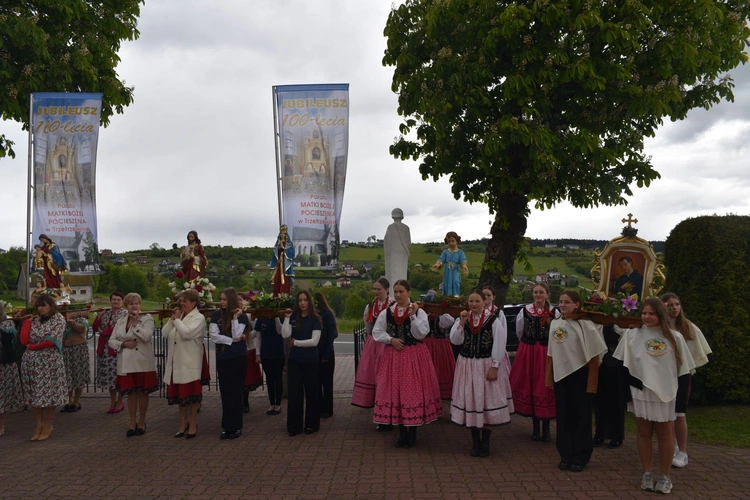 100-lecie parafii w Trzetrzewinie