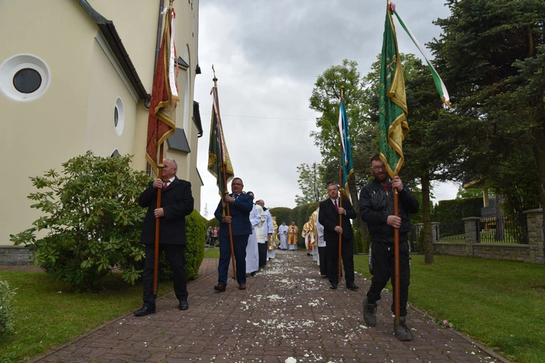 100-lecie parafii w Trzetrzewinie