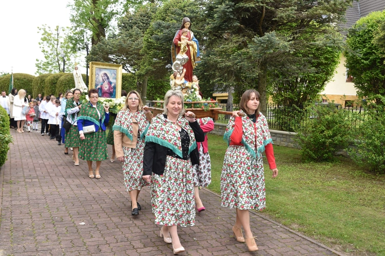 100-lecie parafii w Trzetrzewinie