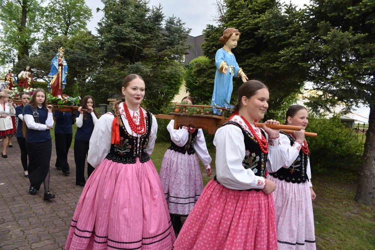100-lecie parafii w Trzetrzewinie