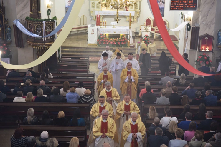 100-lecie parafii w Trzetrzewinie