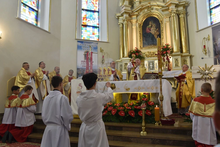 100-lecie parafii w Trzetrzewinie