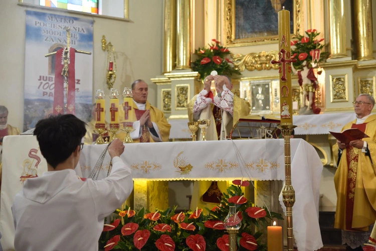 100-lecie parafii w Trzetrzewinie