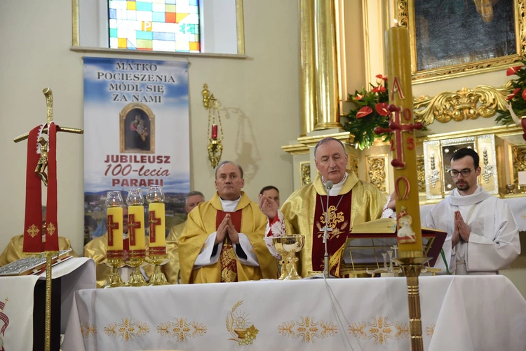 100-lecie parafii w Trzetrzewinie