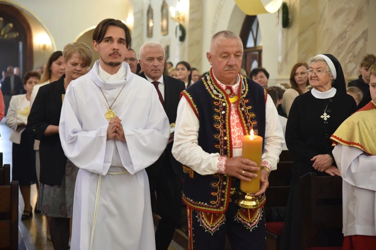 100-lecie parafii w Trzetrzewinie