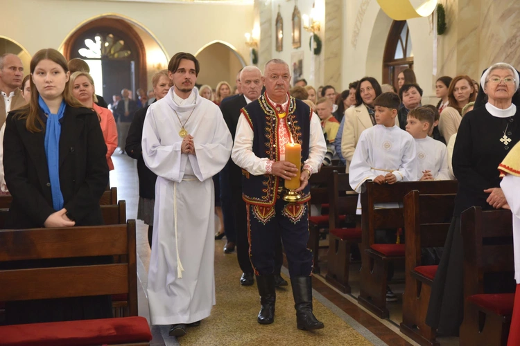 100-lecie parafii w Trzetrzewinie