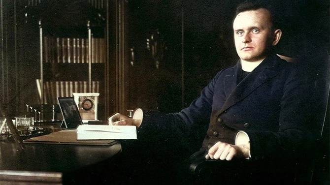 W czasach zmienności ksiądz Streich pokazuje stałość i wierność 