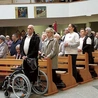 Osoby chore i niepełnosprawne pielgrzymowały do jubileuszowego kościoła Matki Bożej Uzdrowienie Chorych w Tarnowskich Górach. 