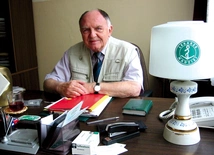  Profesor kierował m.in. niosącym pomoc Stowarzyszeniem „Lekarze Nadziei”