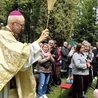 Abp Adrian Galbas dodał, że św. Stanisław jest darem dla Kościoła na obecne, niełatwe czasy.
