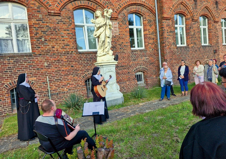 Ostatnie dwie modlitwy plenerowe odbędą się 27 i 31 maja.
