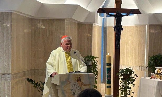"Papież Franciszek rozwiązywał wiele problemów przed Najświętszym Sakramentem, który był dla niego jak słońce – nabierał koloru Boga"