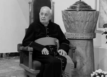 Nie żyje ks. Roman Wójcik