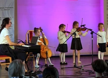 Ponad 270 utalentowanych muzycznie uczniów