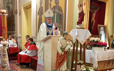 Maryja wciąż obecna