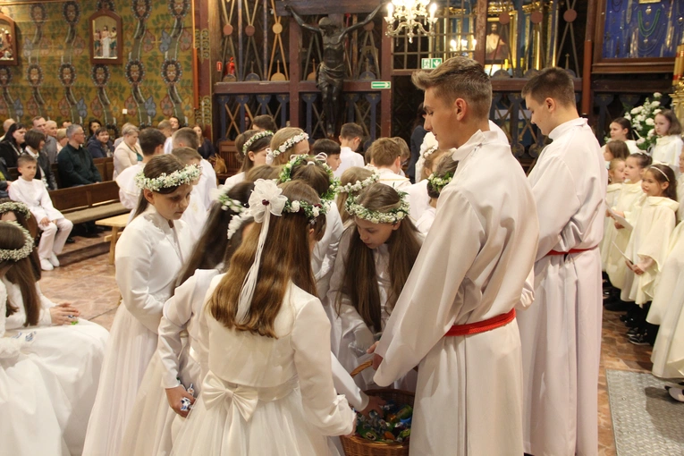 Skrzyszów. Poświęcenie odnowionej kapliczki i reaktywacja ASHNSPJ