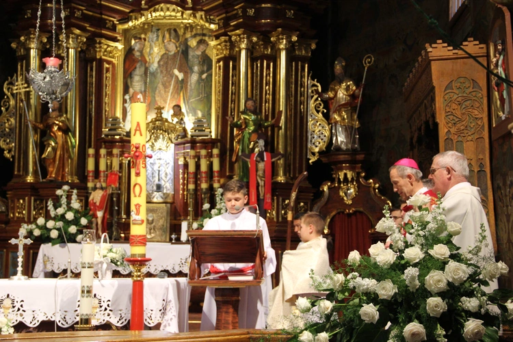 Skrzyszów. Poświęcenie odnowionej kapliczki i reaktywacja ASHNSPJ
