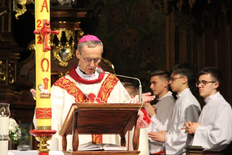Skrzyszów. Poświęcenie odnowionej kapliczki i reaktywacja ASHNSPJ