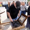 Pismo Święte w bibliobusie
