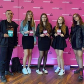 Licealistki z Ostrowca z prestiżowym tytułem