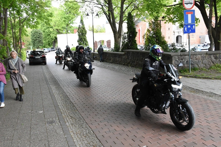 Pielgrzymka motocyklistów do Gniezna