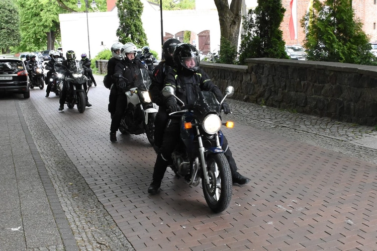 Pielgrzymka motocyklistów do Gniezna