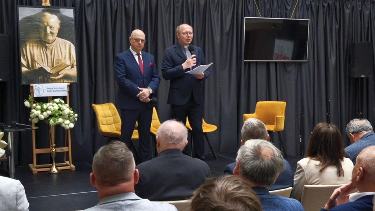 Pamięć wciąż trwa