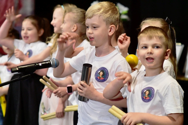 Nidzica. I Powiatowy Festiwal Piosenki Religijnej