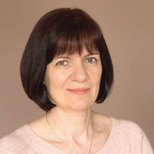 Małgorzata Forysiak Z wykształcenia muzykolog. Autorka książek „Niosąca Ducha” (2021) i „Tajemnica Jana” (2022), które ukazały się nakładem wydawnictwa eSPe. Należy do Odnowy w Duchu Świętym przy parafii św. Józefa Oblubieńca w Obornikach Wielkopolskich oraz współtworzy wspólnotę małżeństw Dzieci Jezusa i Maryi.