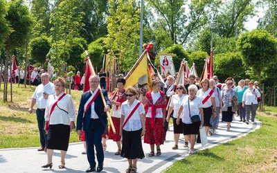 W Polsce Arcybractwo Straży Honorowej NSPJ działa w 440 ośrodkach. W ubiegłym roku członkowie z całego kraju pielgrzymowali do Krakowa.