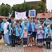Pielgrzymka DSM w Szczepanowie - prezentacja grup