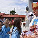 Pielgrzymka DSM do Szczepanowa - błogosławieństwo przewodniczek
