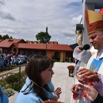 Pielgrzymka DSM do Szczepanowa - błogosławieństwo przewodniczek