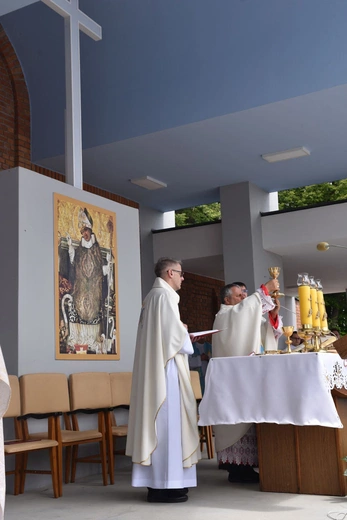 Pielgrzymka DSM do Szczepanowa - Msza św. i integracja