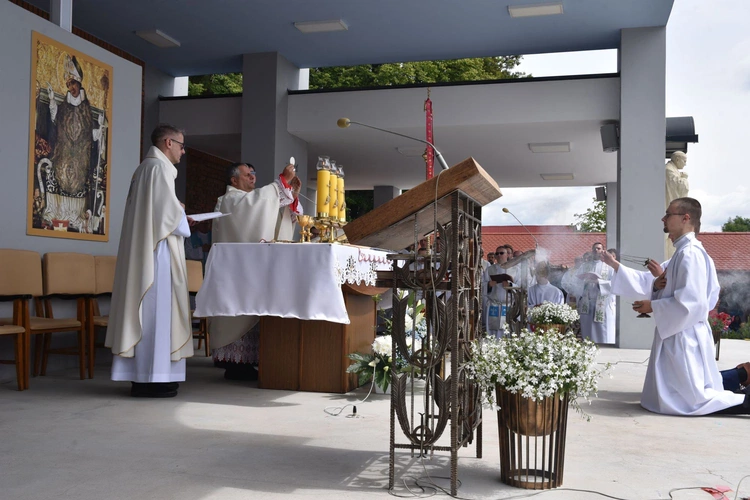 Pielgrzymka DSM do Szczepanowa - Msza św. i integracja