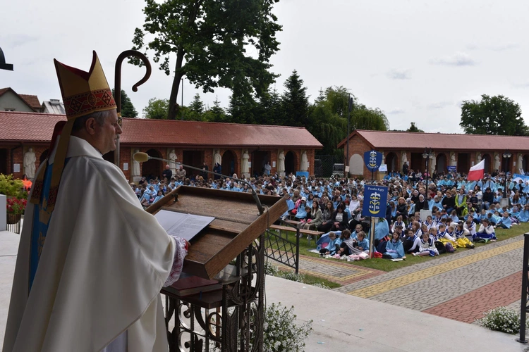 Pielgrzymka DSM do Szczepanowa - Msza św. i integracja