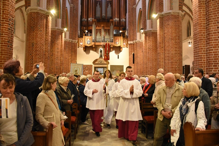 Eucharystia w katedrze gnieźnieńskiej