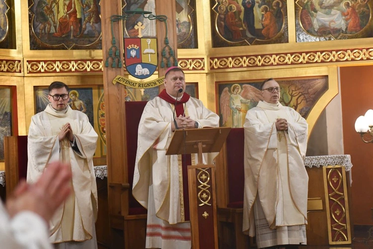 Błogosławieństwo absolwentów Studium Liturgicznego w Zielonej Górze