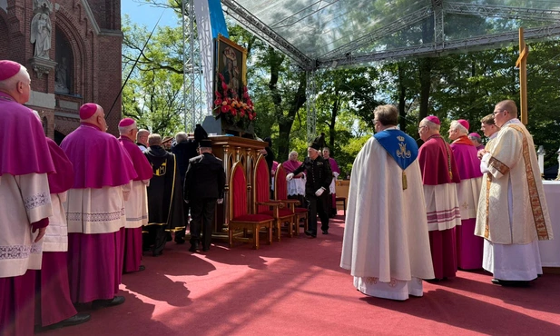 Piekary Śląskie. „Pielgrzymi nadziei” u Matki Piekarskiej   