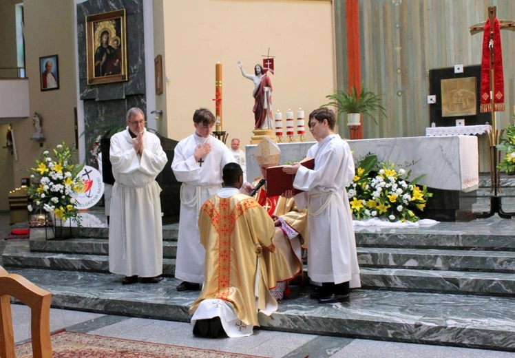 Święcenia diakonatu u kamilianów 