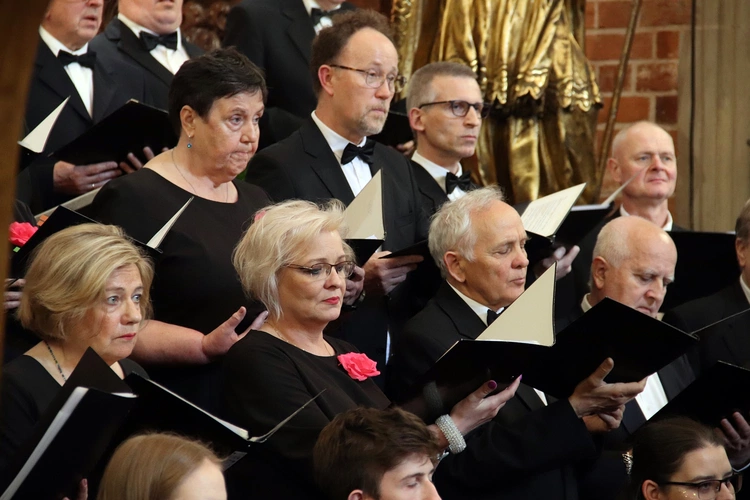 Koncert w katedrze wrocławskiej "Niech zabrzmią głosy kochających serc"