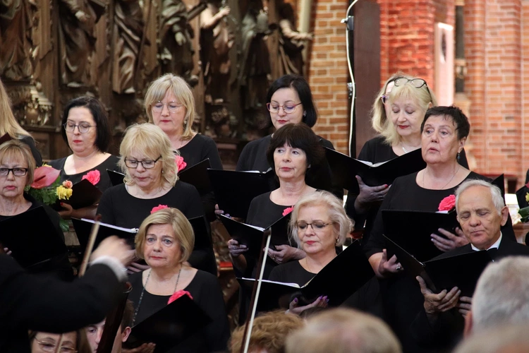Koncert w katedrze wrocławskiej "Niech zabrzmią głosy kochających serc"