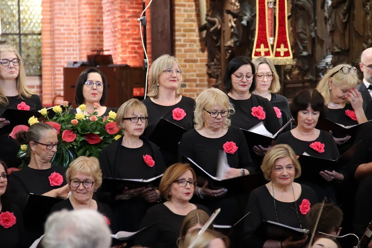 Koncert w katedrze wrocławskiej "Niech zabrzmią głosy kochających serc"